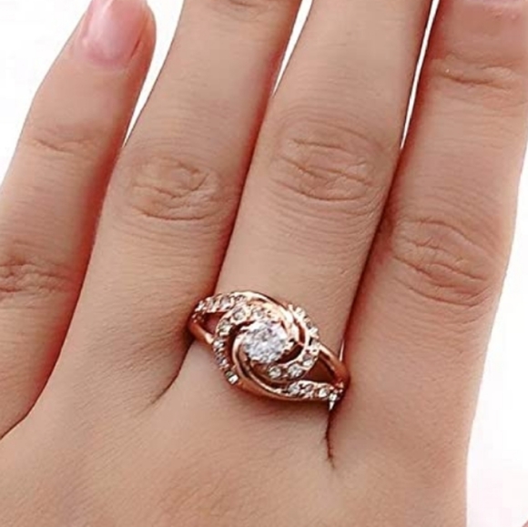 Rose Gold Plated Spiral Twisted Wave Ring NWT - Picture 4 of 5